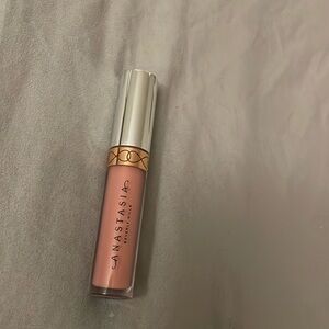 Anastasia Beverly Hills liquid lipstick